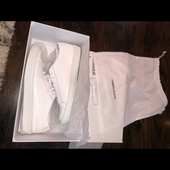 Mens Common Projects Achilles Leather Sneakers - Picture 3 of 6